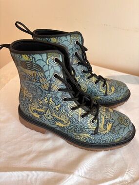 Rare Gorman Australia "Winter Garden" Floral Bird Gumboots - Women’s 11